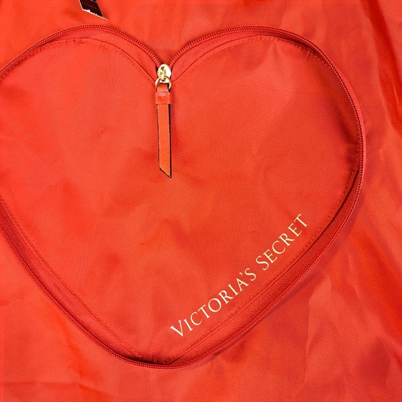 Victoria’s Secret Tote Bag PACKABLE Heart Valentine's Day - Picture 5 of 12